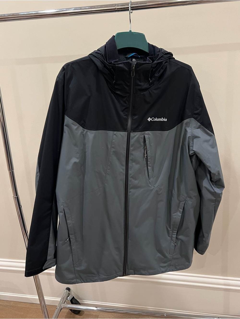 Columbia Men's Hooded Two-Tone Rain Jacket - Black & Gray